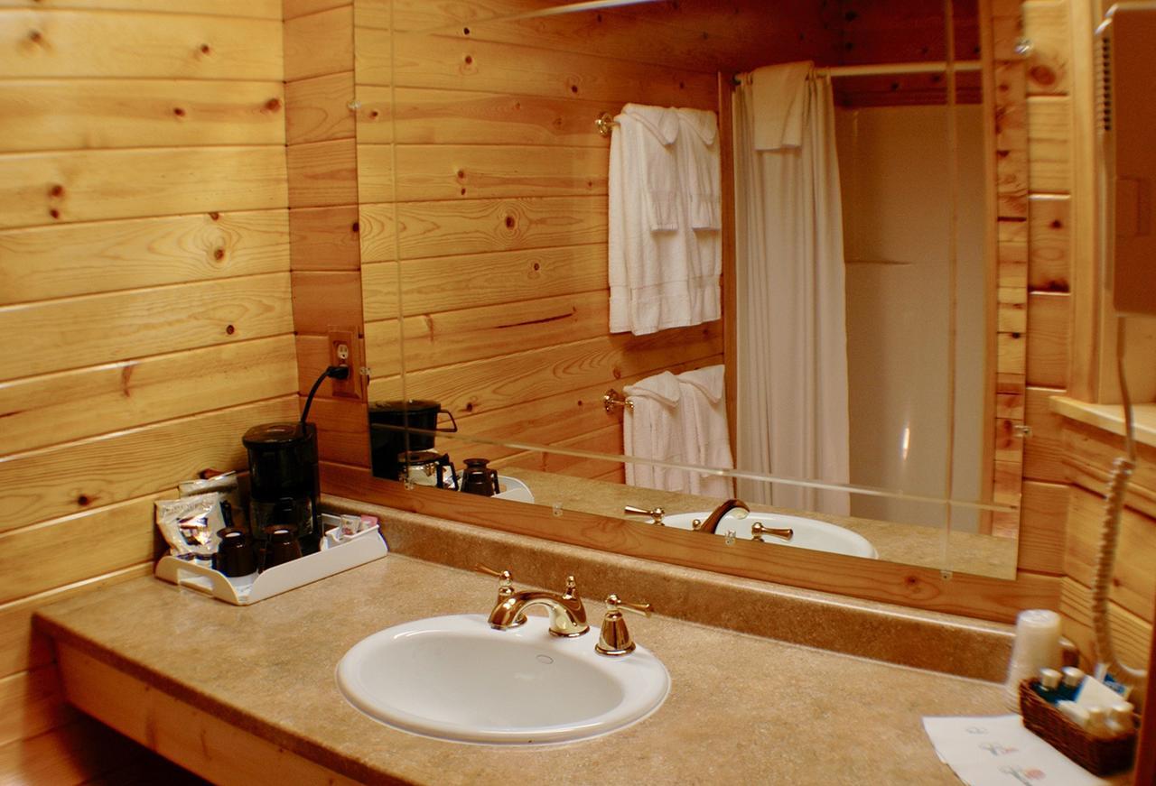 Giant Oaks Lodge Running Springs 외부 사진