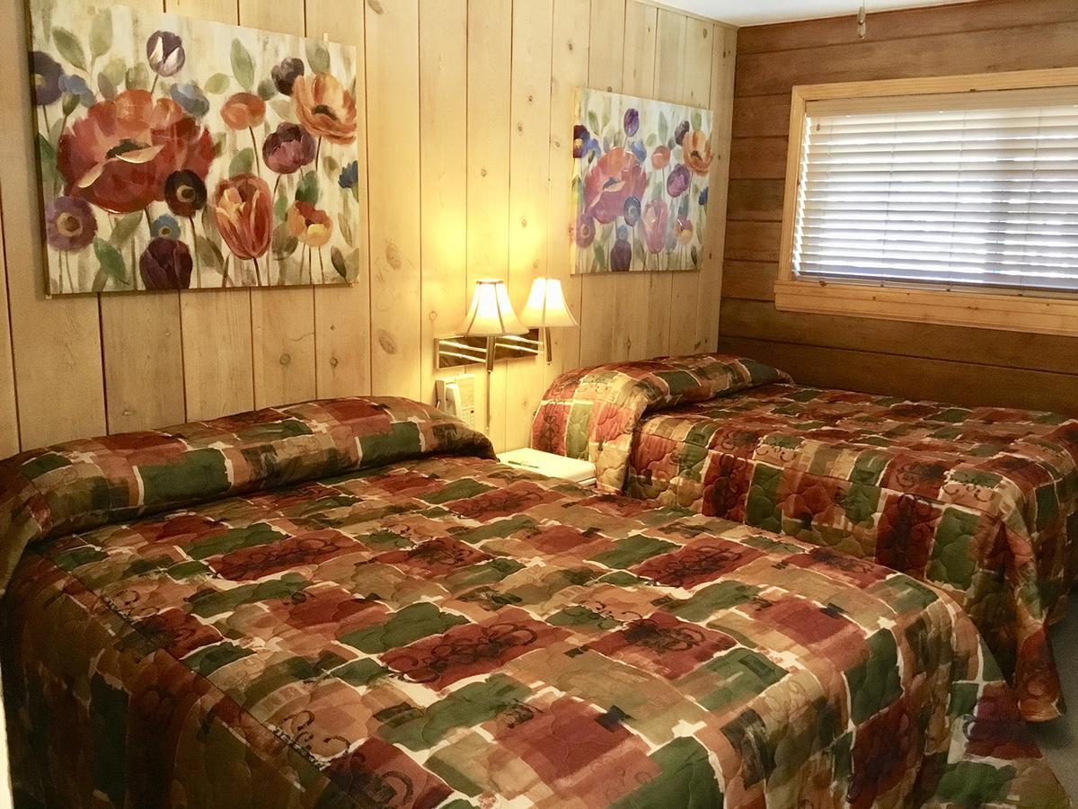Giant Oaks Lodge Running Springs 외부 사진