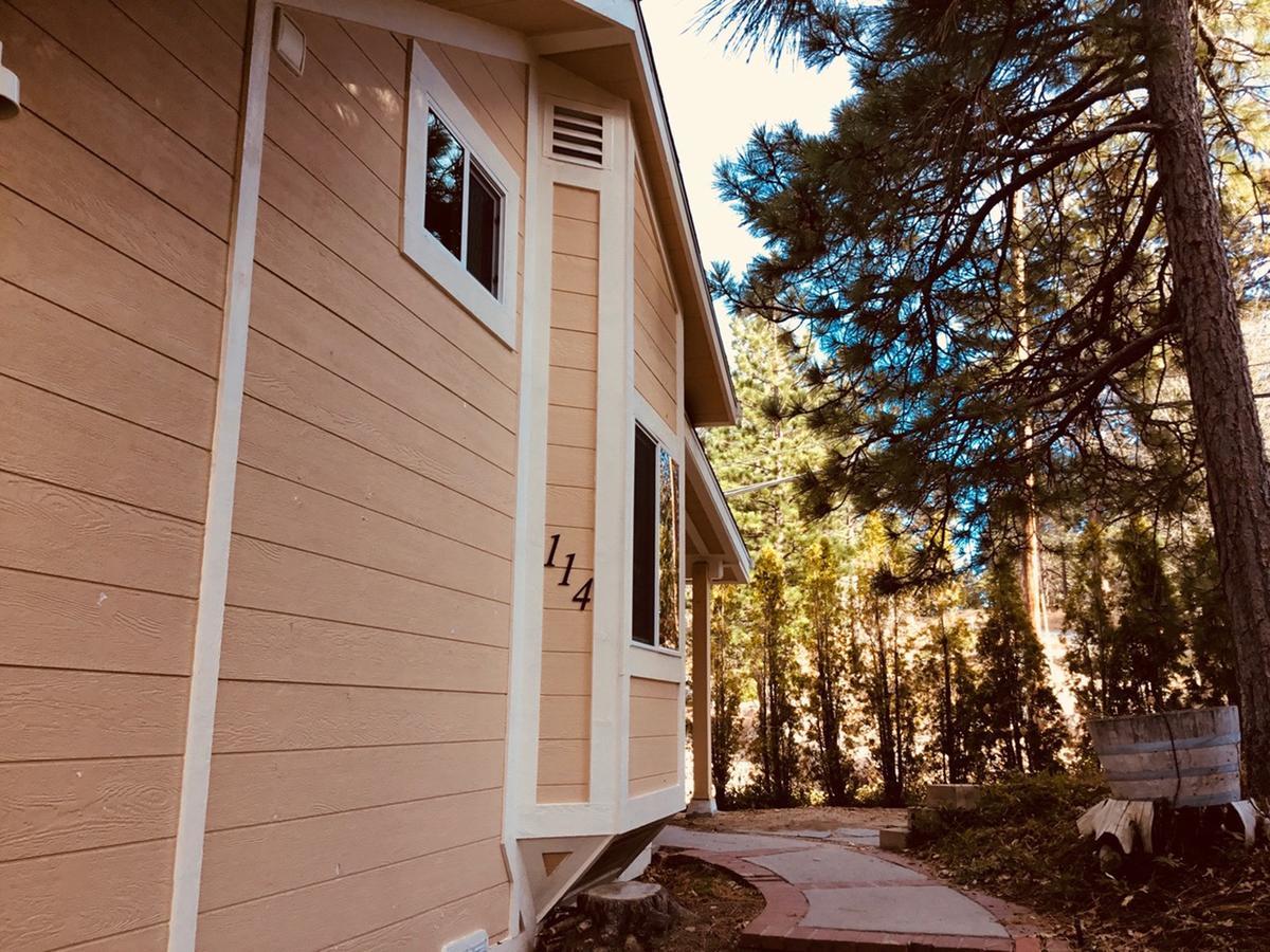 Giant Oaks Lodge Running Springs 외부 사진