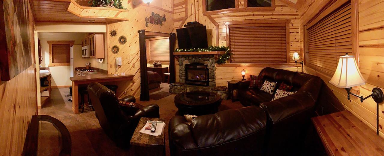 Giant Oaks Lodge Running Springs 외부 사진
